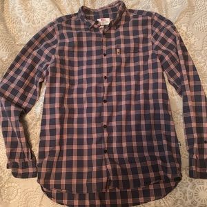 Men’s size L fjallraven cotton button down.
